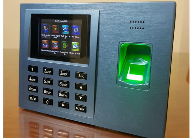 Máy chấm công Ronald Jack 9300 Pro